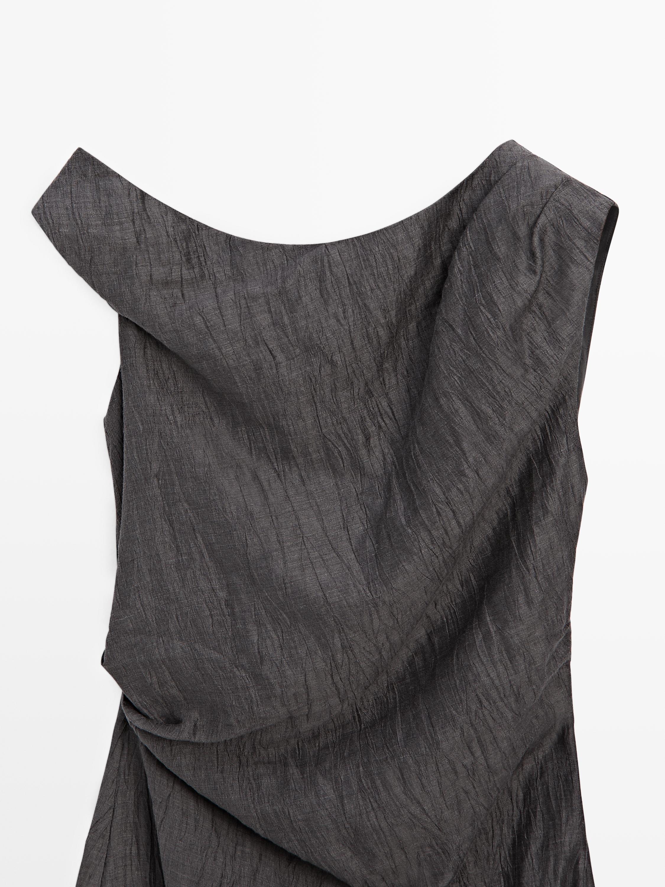 Robe midi à détail plissé l'épaule